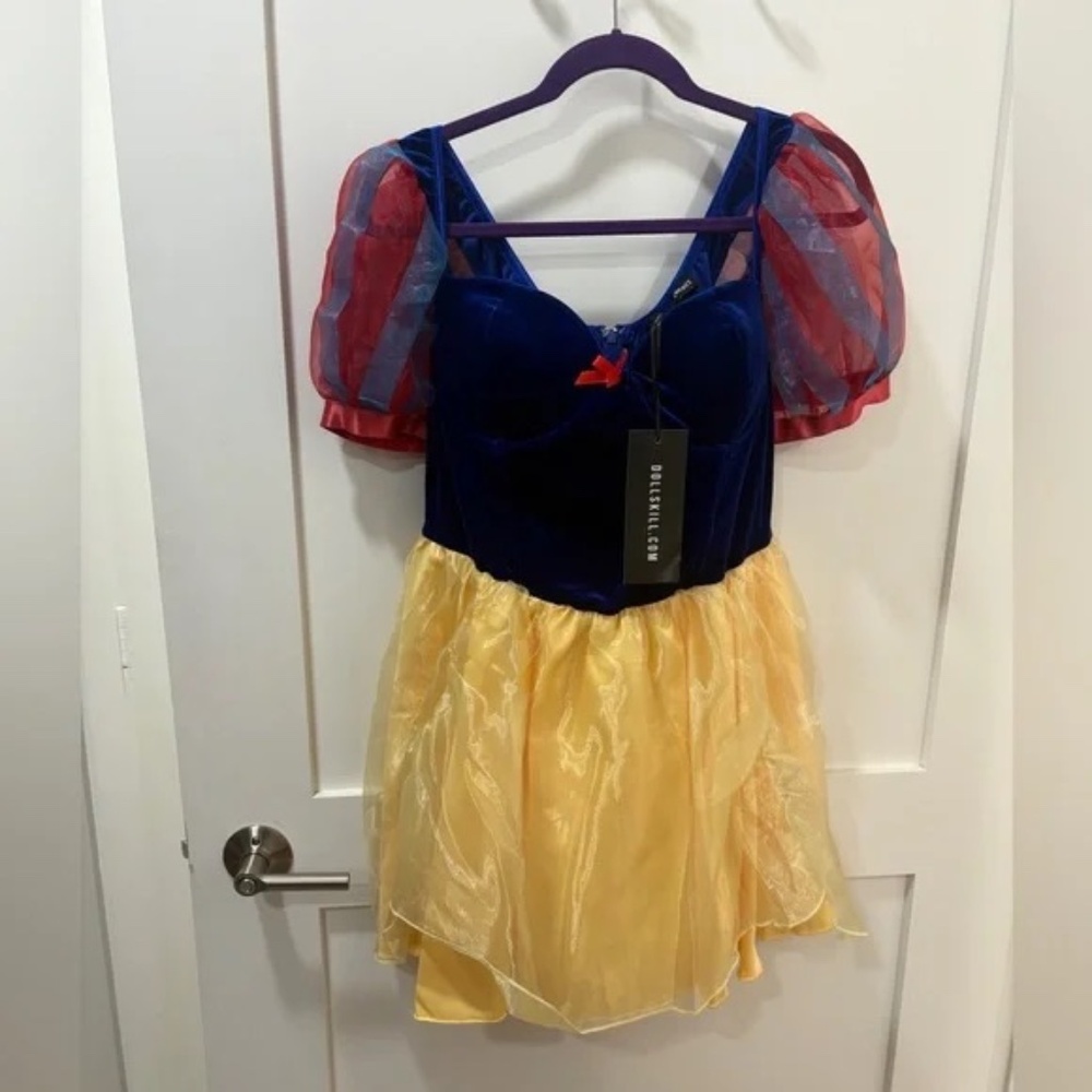 Snow White Costume Set